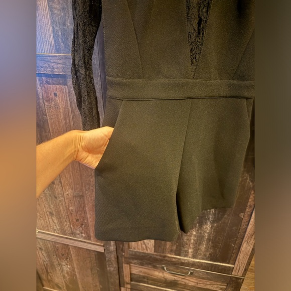 Bebe Lacy Romper - Picture 3 of 5